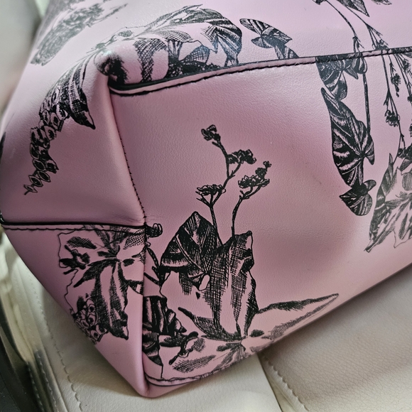 Victoria's Secret Pink Tote with Black Floral Design - Picture 3 of 8